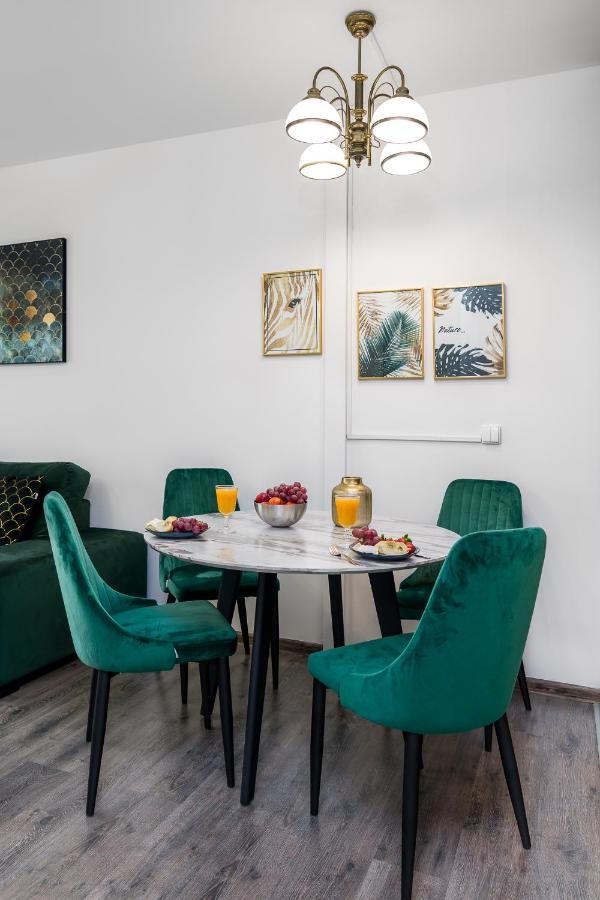 Sleepway Apartment - Garbary 100-46 z parkingiem Poznan Bagian luar foto