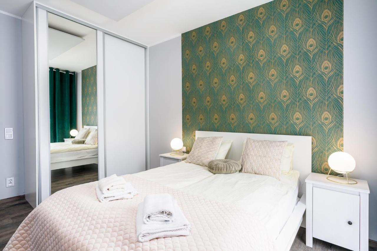 Sleepway Apartment - Garbary 100-46 z parkingiem Poznan Bagian luar foto