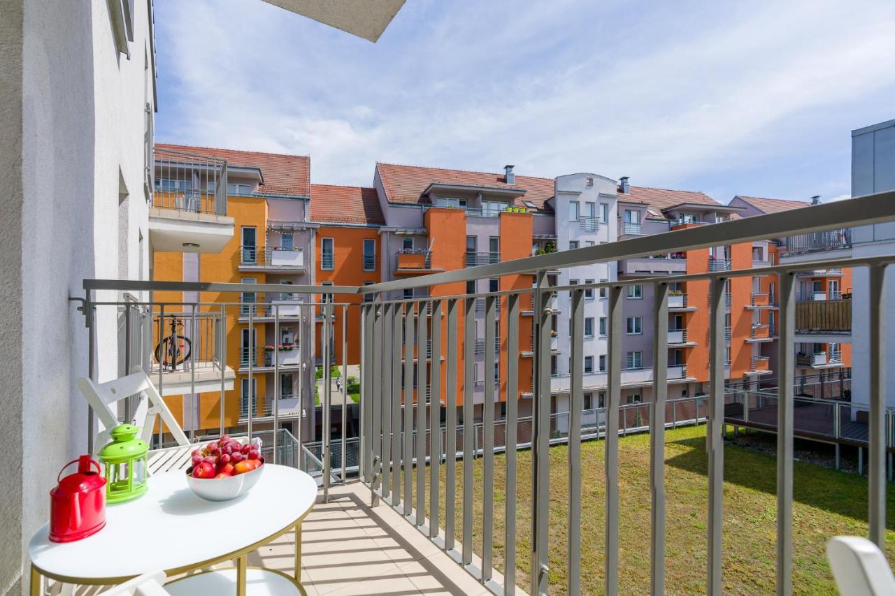 Sleepway Apartment - Garbary 100-46 z parkingiem Poznan Bagian luar foto